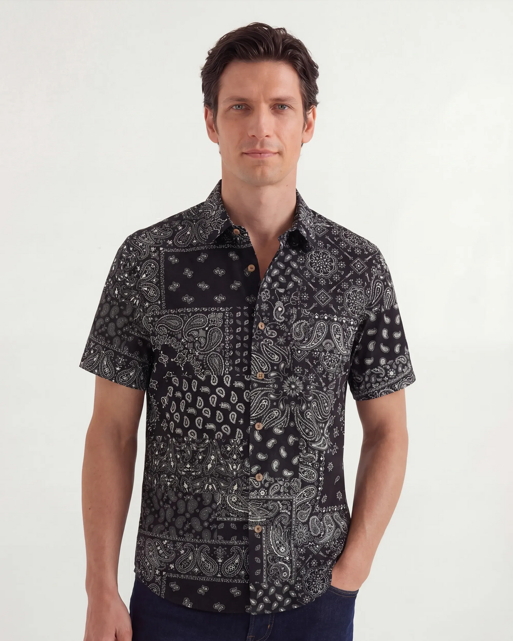 LeosWare® Men's Hawaiian Shirt Short Sleeve Button-up 100% Cotton Black Aloha Monochrome Paisley Collage
